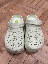 Crocs Classic Floral Cut-Out Clog Jade Tint/Green M6 W8 210927-3YH