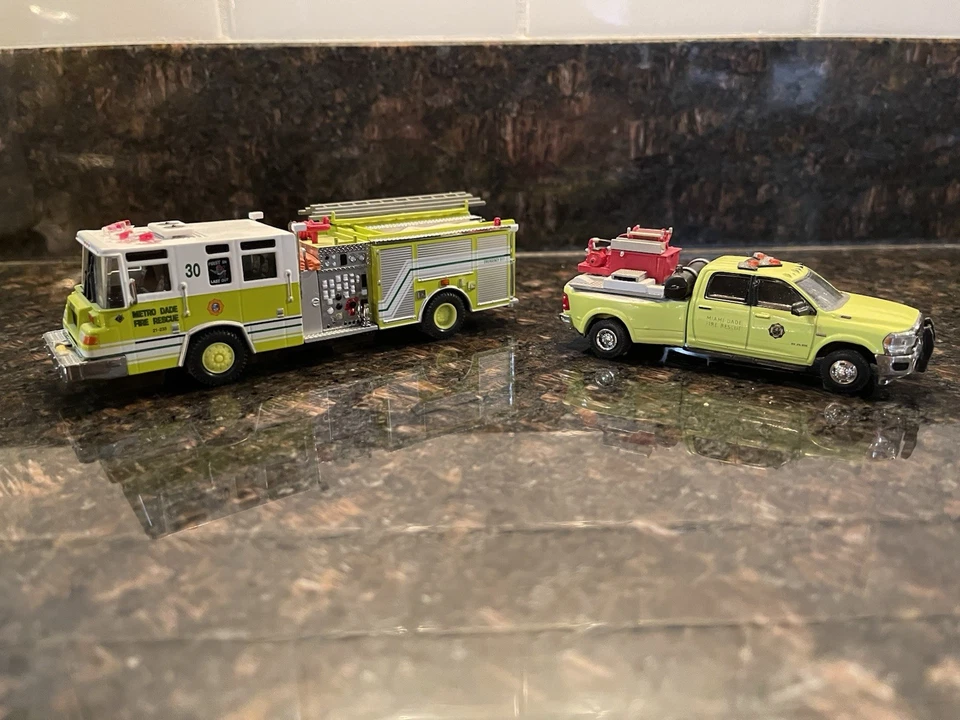 NEW! Code 3 Custom Miami-Dade Fire Department Rescue Engine and Brush Fire Unit - Image 2 of 4