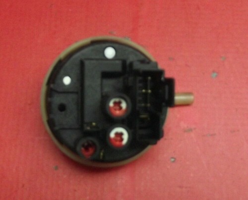 Waschmaschine HOTPOINT WMF940P UK R DRUCKSCHALTER