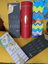 Wine Box and 4 Bottle Gift Bags Set