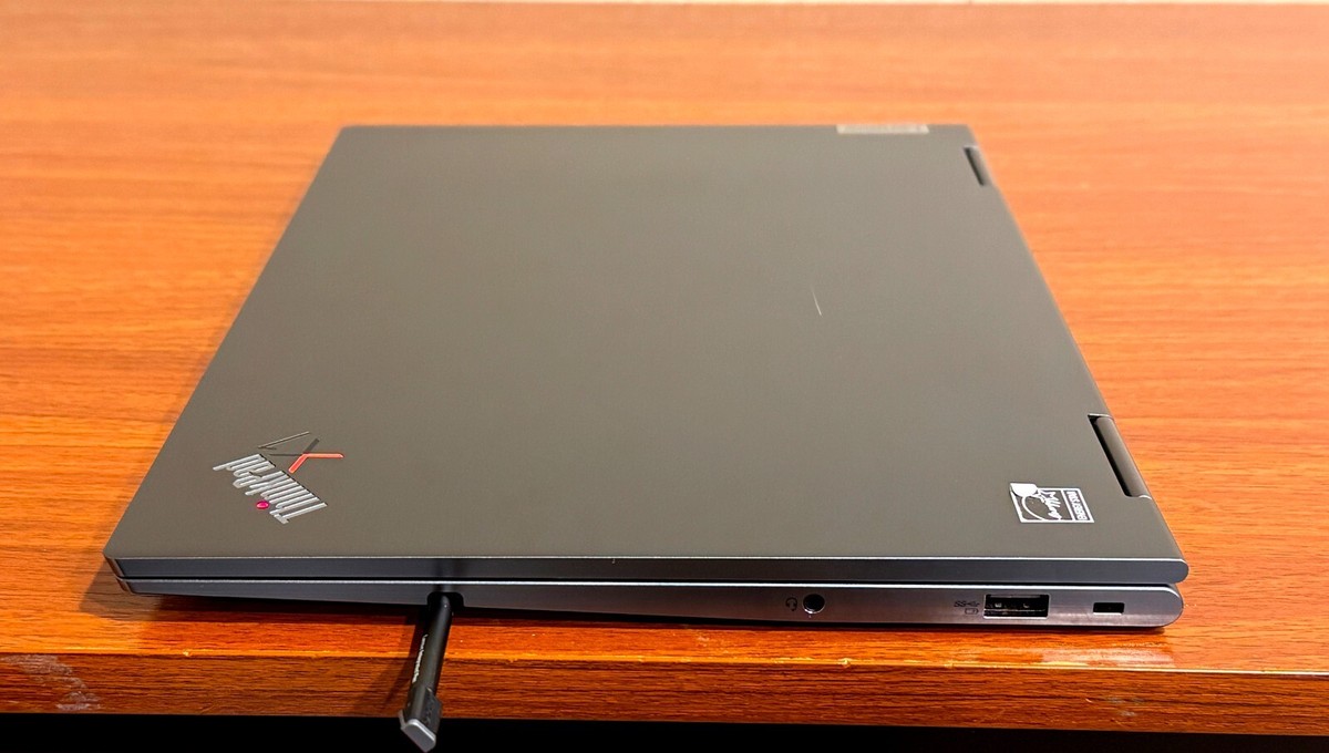 Lenovo ThinkPad X1 Yoga Gen 6 16GB RAM 512GB SSD i7-1185G7 14