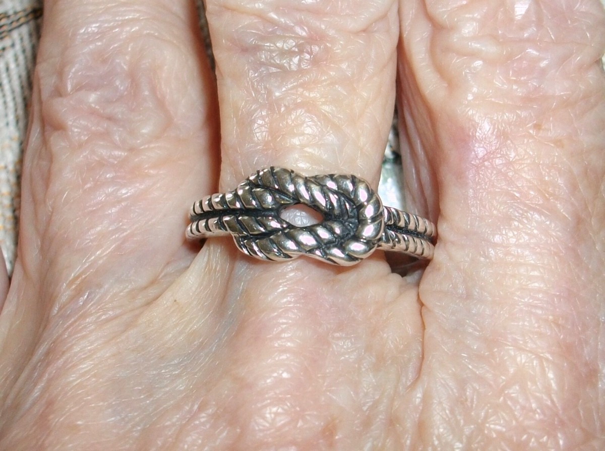 TWISTED ROPE UNISEX STERLING SILVER-925 .SIZE 11 TWISTED