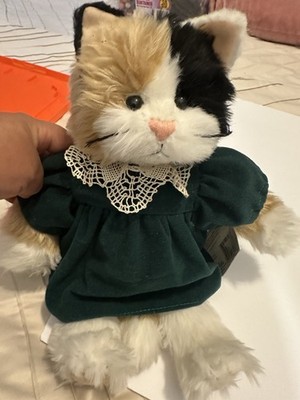 GANZ Cottage Collectibles Callie Cat Plush Green Dress 1999