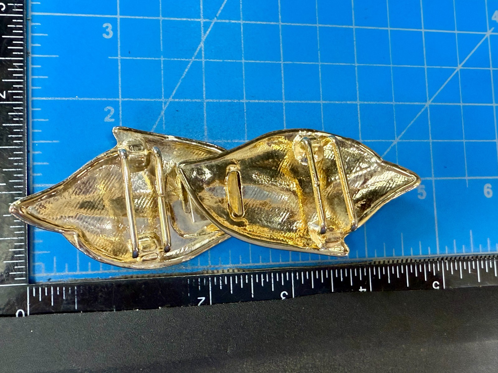 Floral Leaf Pattern Interlocking Two Piece Vintag… - image 4