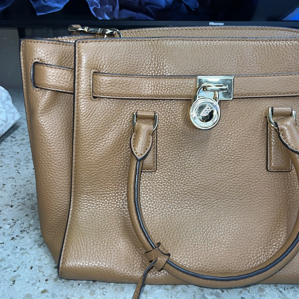 Michael Kors Hamilton Brown Leather Double Strap Shoulder Bag Gold Hardware - Image 3 of 4