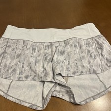 Lululemon Speed Up Shorts Size 6