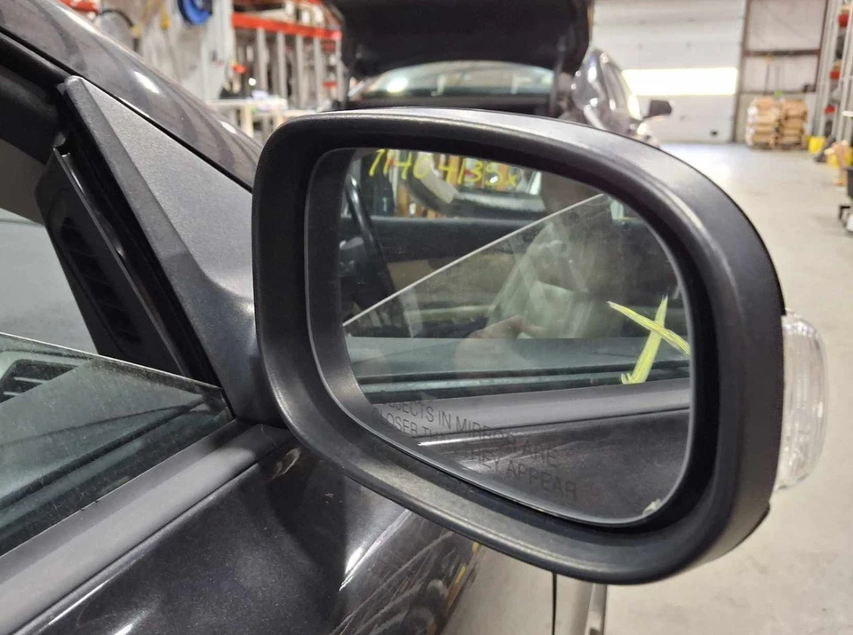 Espejo retrovisor eléctrico lateral derecho Volvo C70 2011 fabricante de equipos originales para pasajeros negro 2008-2013 Foto 2 de 3