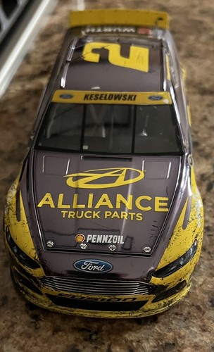 Brad Keselowski #2 Alliance 2015 Fusion Color Chrom maßgeschneiderte Rennversion 1:24