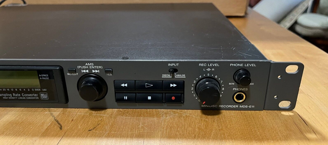 送料無料（沖縄は1000円) 希少 SONY MDS-E11 ミニディスクレコーダー