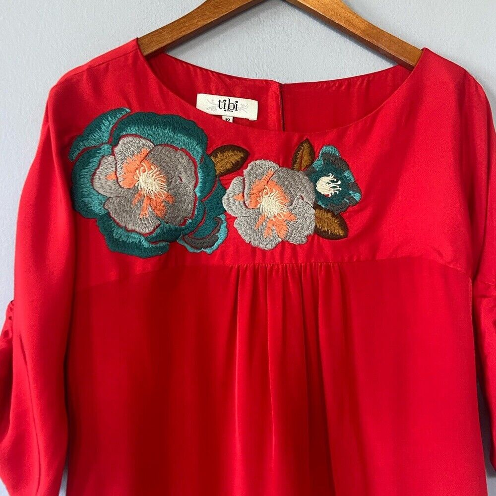 TIBI Floral Embroidered Red Silk Blouse Size 12 - image 2
