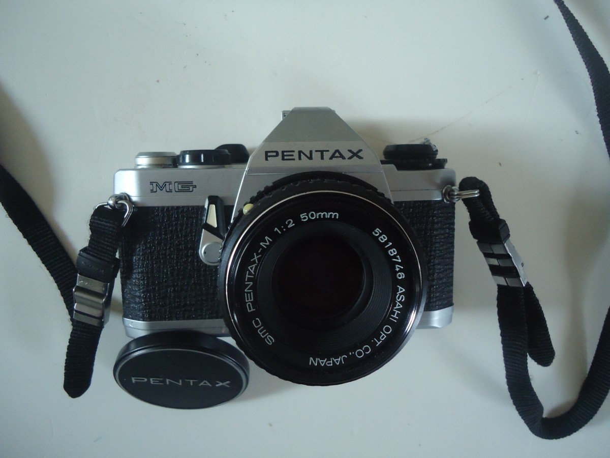 Asahi Pentax Pentax Mg Black 35mmカメラ Pentax MG 35mm SLR Camera + optional 50mm lens in Black or
