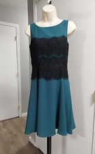 LOFT Ann Taylor Women's Beautiful Green & Black Lace Dress, Size 2