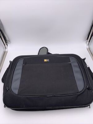 Case Logic Laptop Notebook Messenger Bag Black Fits 15 to 17'' With Strap