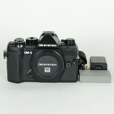 OM SYSTEM OM-5 Mirrorless Camera Body Black Used Tested From Japan