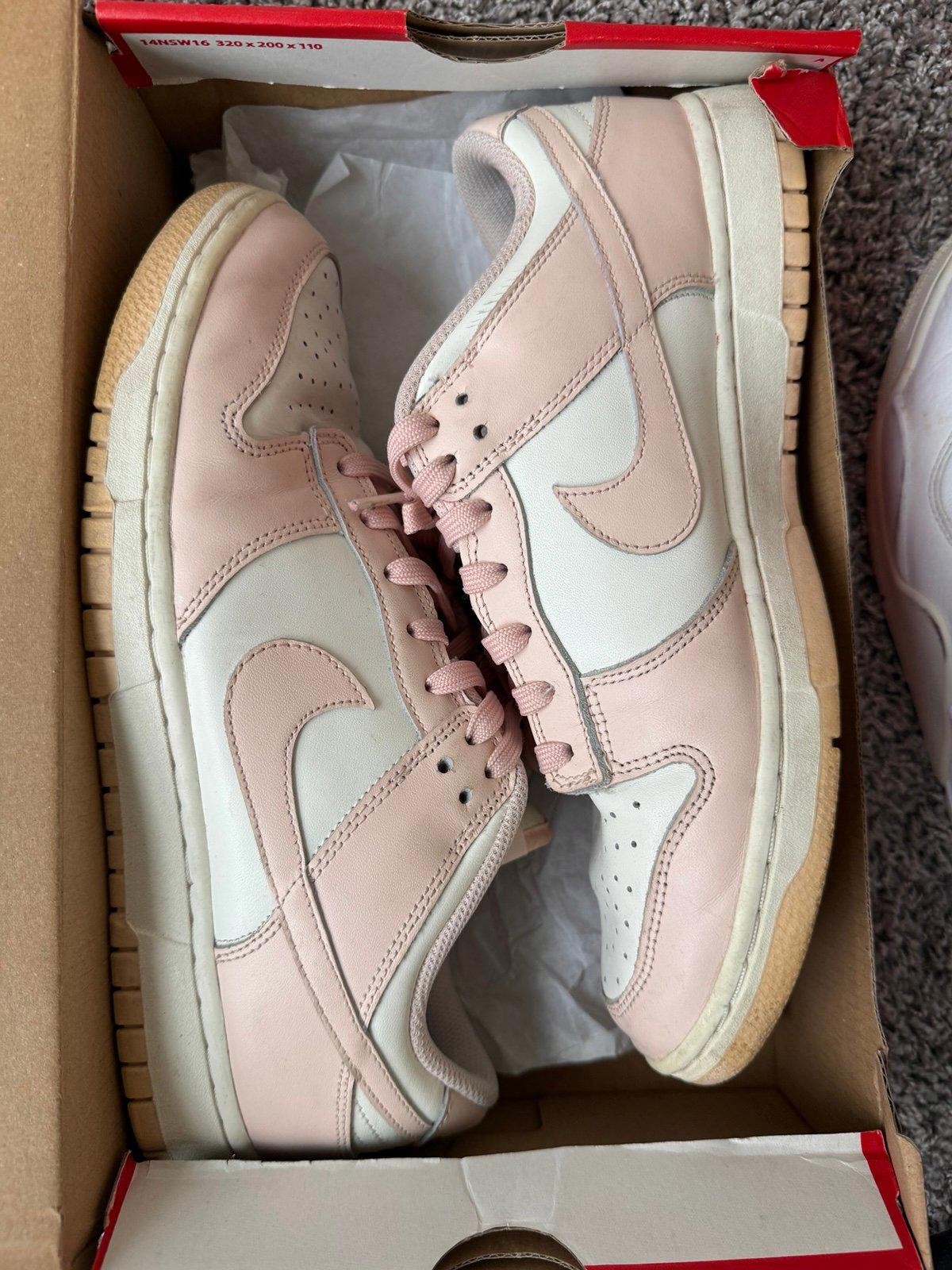 Nike Dunk Low - image 1