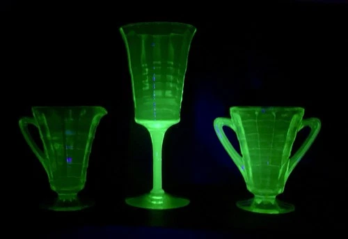 Vintage Green Depression Glass CREAMER & SUGAR Block Optic URANIUM GLASS GLOWS