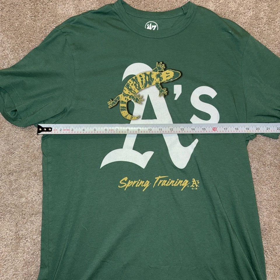 Oakland Athletics MLB Baseball '47 Brand Green Distressed T-Shirt Men's LARGE - Image 3 of 4