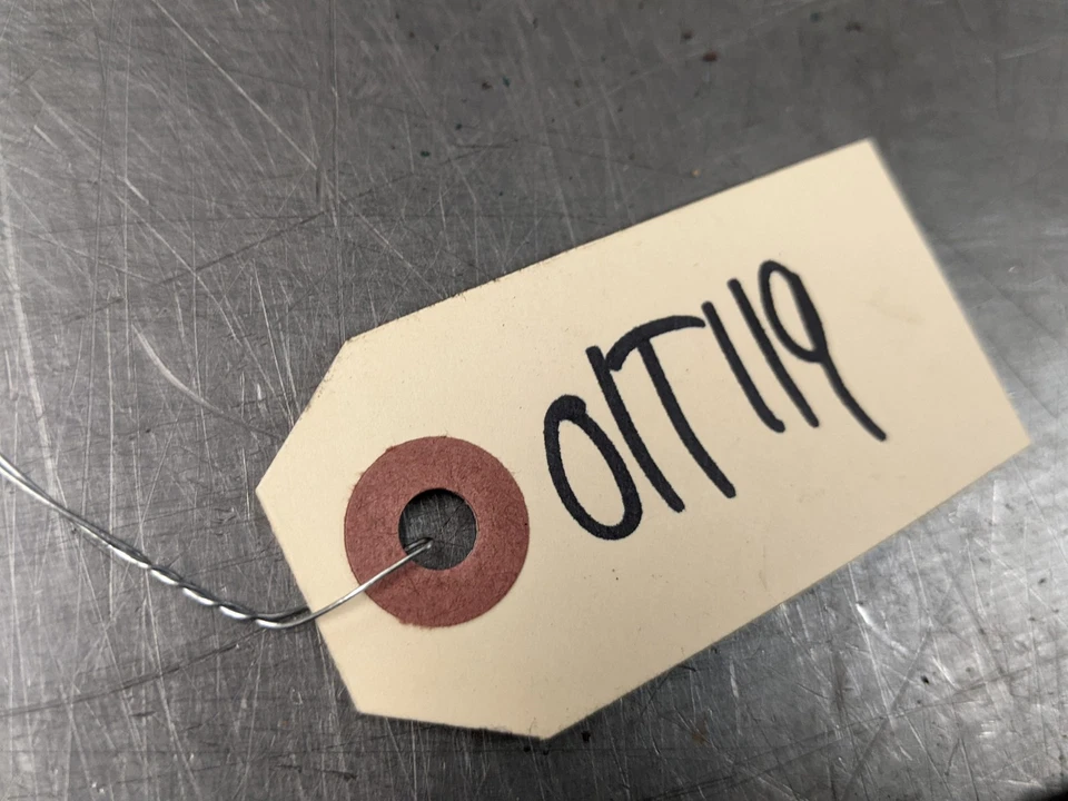 Kit de pernos de culata de 2003 Dodge Neon 2.0 Foto 2 de 3