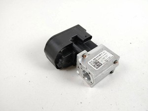 Porsche Taycan 9J1 2022 Klimaventil Expansionsventil 4M0816682E Elektro RZV70266