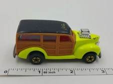 Hot Wheel Wheels Toy Car Diecast Engine Mattel 1979 Cal Custom Neon Yellow 