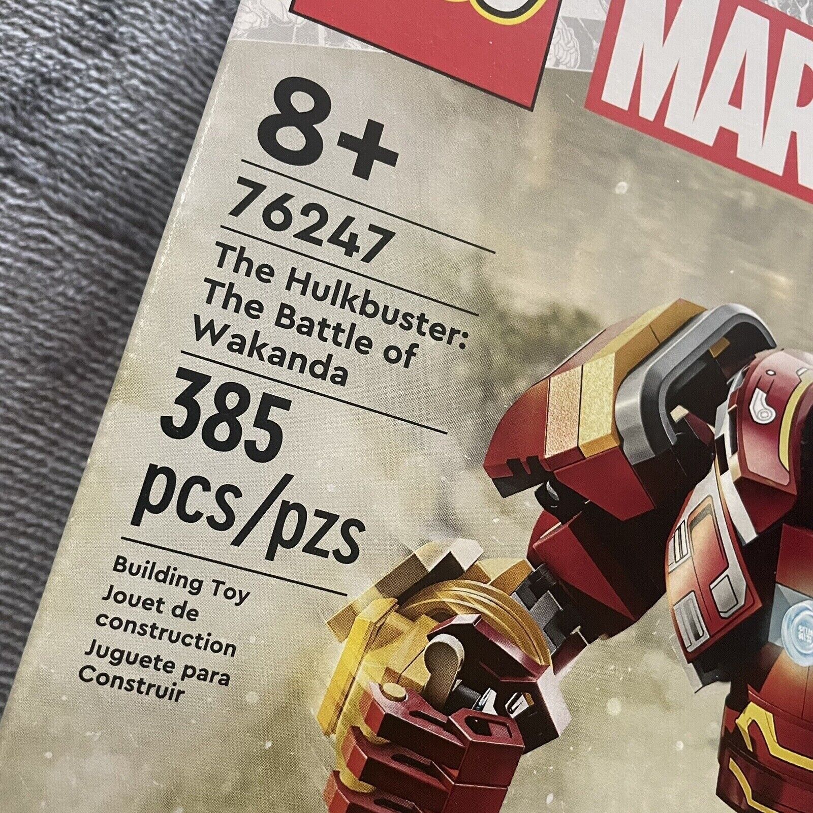 LEGO Marvel The Hulkbuster: The Battle of Wakanda Set 76247