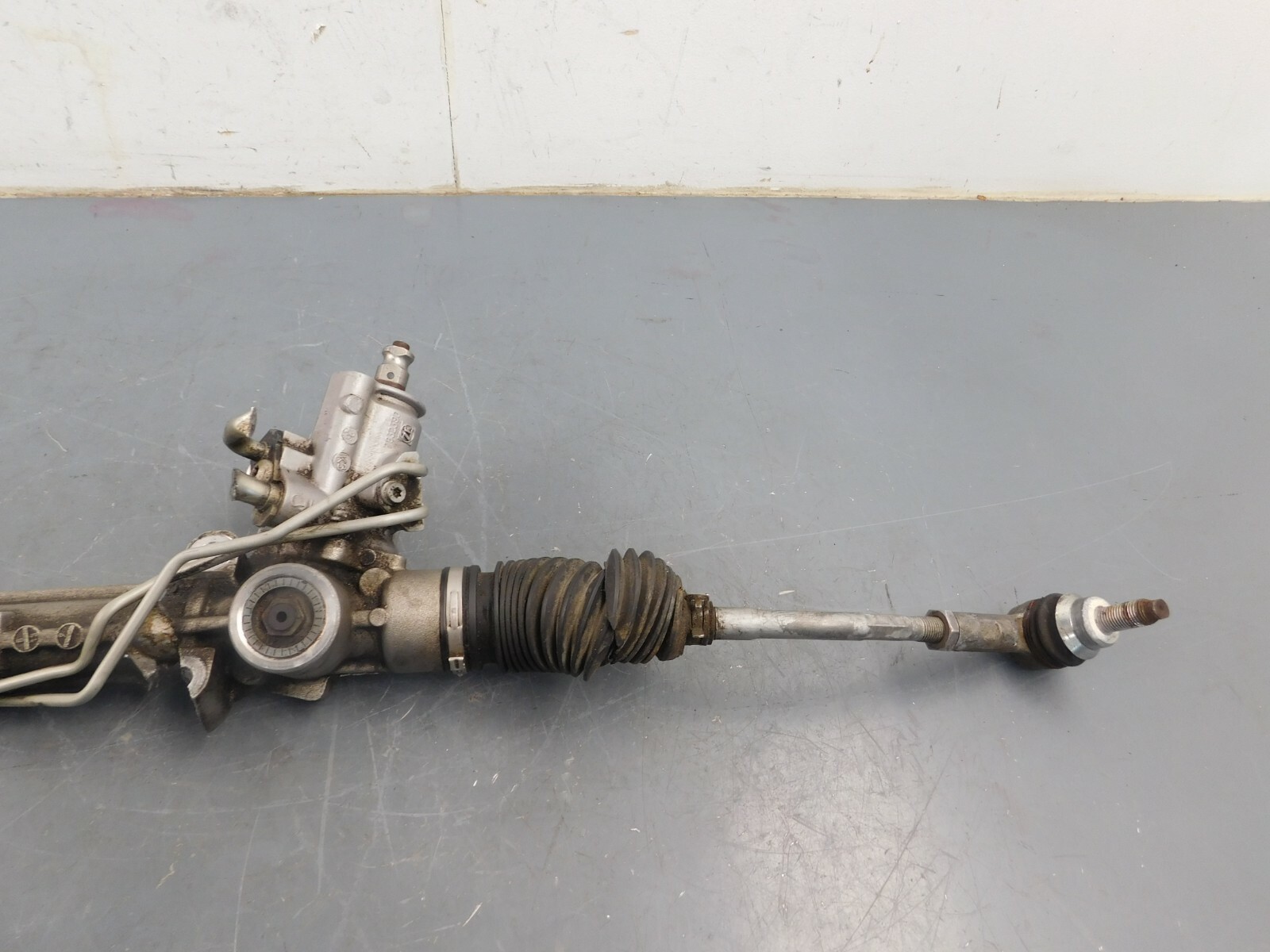 2015 14 - 18 Aston Martin V12 Vantage S Rack & Pinion / End Links #1954 C4