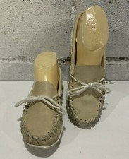 Vintage Sioux Mox Women's Soft Leather Beige Yellow Moccasins Size 5