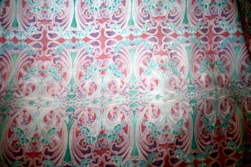 HOFFMAN WINDSOR COLLECTION - FLOURISHES II IN BLUE AND PINK -100% COTTON FABRIC - Picture 6 of 8