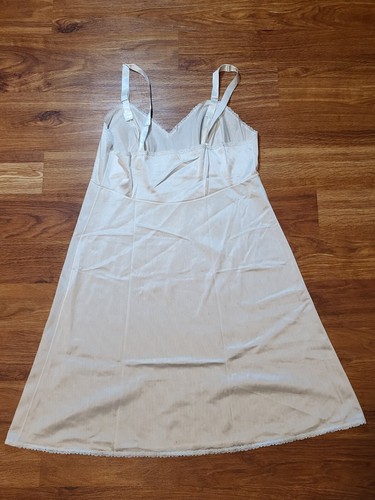 Vintage Komar Off White Nylon Full Slip Lace Size 36 Short Made in USA - Picture 5 of 10