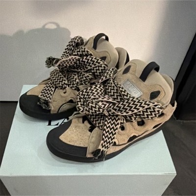 Lanvin Curb Chevron Lace Up Sneakers Beige Black Calf Leather FM-SKRK11-HAIR-H23