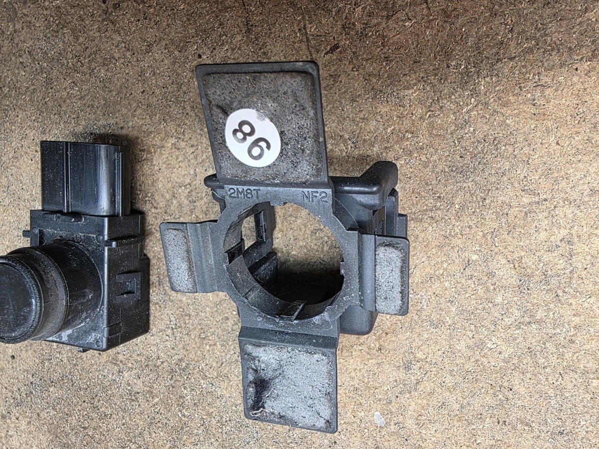 2007-2017 LEXUS LS460 LS460L BUMPER PARKING SENSOR DISTANCE PDC