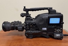 Sony PDW-700 XDCAM HD 3CCD Camera - 876 Hrs - FUJINON Lens, NO Viewfinder or PS