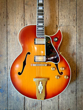 1962 Gibson L5CES in Sunburst finish with original hard shell case