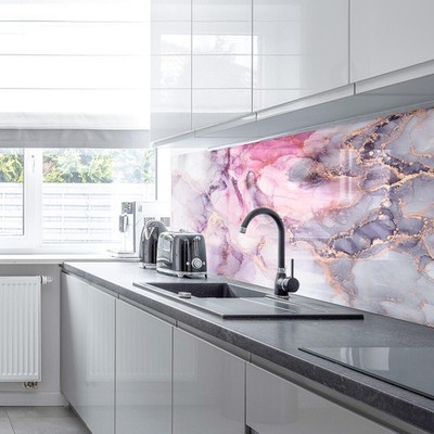 Premier Range Acryl Spritzschutz Liquid Pink Marble und Zubehör