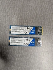 ** Lot of 2 Western Digital WD Blue 250GB M.2 2280 3D NAND WDS250G2B0B
