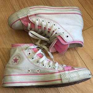 pink converse womens size 7