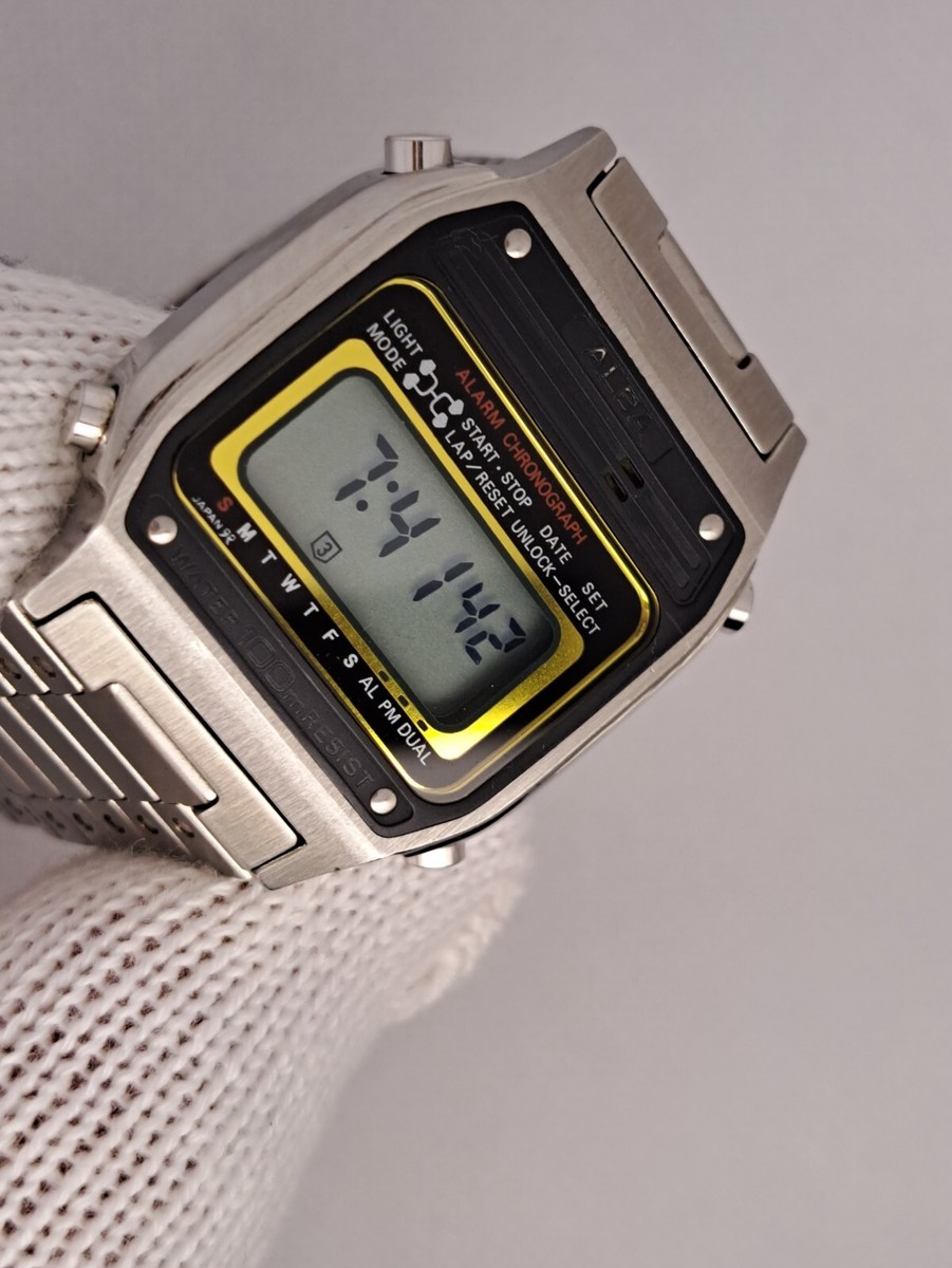 Rare! Vintage Seiko ALBA 80s Y486-5000 SILVERWAVE 100M ALARM Rare! Vintage Seiko ALBA 80s Y486-5000 SILVERWAVE 100M ALARM