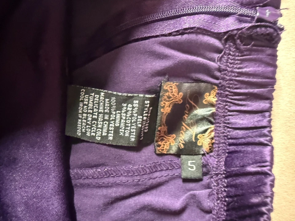 Vestido corto Love Tease Juniors púrpura brillante sin mangas talla 5 Foto 3 de 4