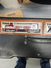 Vintage Tyco HO Scale Train Cars Tracks Lot Everything Pictured, Look And Read