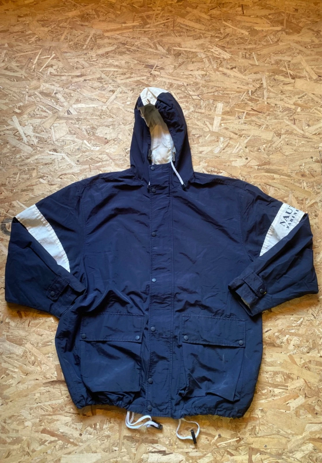 Vintage Navy and White Nautica XL Loose fit Coat