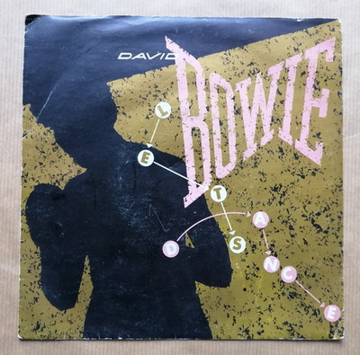 DAVID BOWIE Let's Dance 7'' 45T Cat People (Putting Out Fire) EMI 1983 (VG+/VG+)