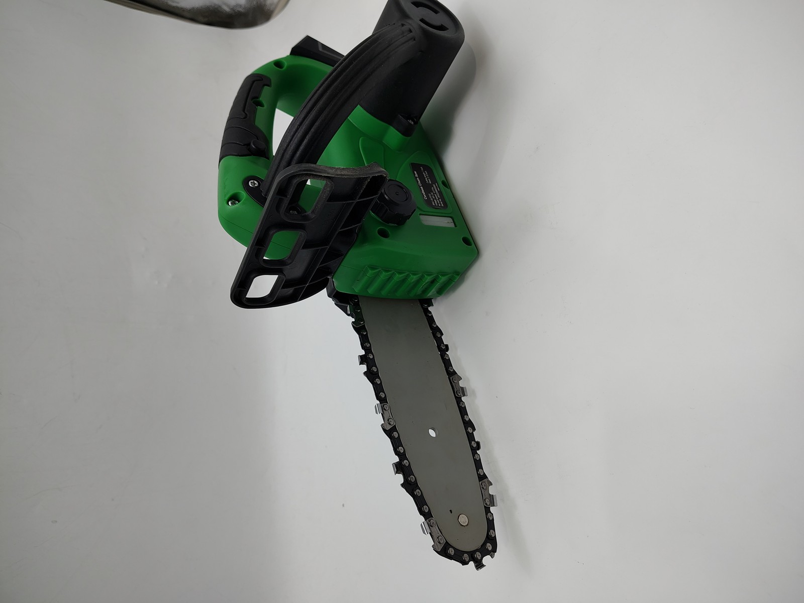 СУПЕР УДОБНАЯ БЕНЗОПИЛА MINI 8-ДЮЙМОВАЯ БЕСПРОВОДНАЯ ЭЛЕКТРИЧЕСКАЯ - ЗЕЛЕНЫЙ