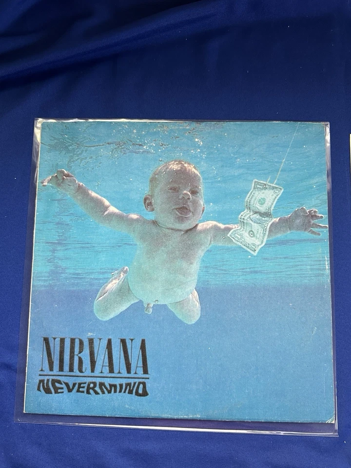 Nirvana "Nevermind" LP. Rare 1991 Russian Antrop Press, Red Label, VG Foto 2 de 4