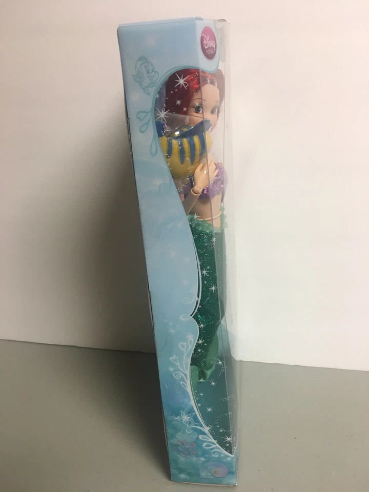 Muñeca Disney Clásica Princesa Ariel Incluye Platija - de Sirenita - NUEVA Foto 3 de 4