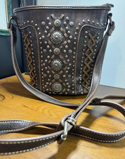 MONTANA WEST Brown Embossed Leather Studs BUCKET CROSSBODY/SHOULDER PURSE -XPO