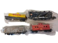 FLETCHER BARNHARDT WHITE HO SCALE SHELL OIL LOCOMOTIVE TRAIN SET New Sealed 4