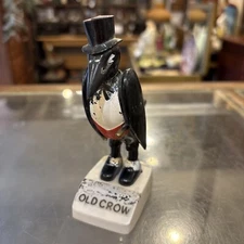 Old Crow Whiskey 5-1/2" Plastic Crow Figure 🐦‍⬛
