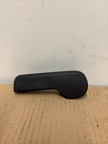 1J1823533 Original Golf 4  Motorhaubeentriglung