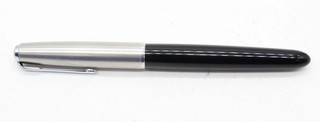 A Vintage Parker 51 Black Fountain Pen lustraloy cap 14ct nib