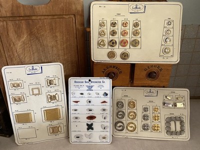 LOT of 4Vtg SALESMAN SAMPLE CARDS 62-BUTTONS LaMode/Am Shoe Specialties MiLiTARY